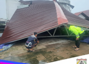 Angin Kencang Hantam Bangunan BBI Dinas Pertanian Maros, Kerugian Ditaksir Rp50 Jut