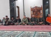 Prajurit Kodam XIV/Hasanuddin yang tergabung dalam Tim SAR Gabungan dan Masyarakat Gelar Doa Bersama dalam misi Kemanusiaan