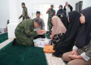 Dekat dengan Rakyat, Pangdam XIV/Hasanuddin Berbagi Paket Sembako di Masjid H. Sjamsoeddin Kurnia Malino*