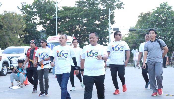 Polres Jeneponto Ramaikan Hari Jadi Ke-163 Jeneponto dengan Jalan Santai Bersama Forkopimda dan Masyarakat