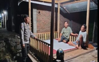 Polsek Keera Jaga Kondusivitas Wilayah Lewat Patroli Biru dan Silaturahmi Kamtibmas*